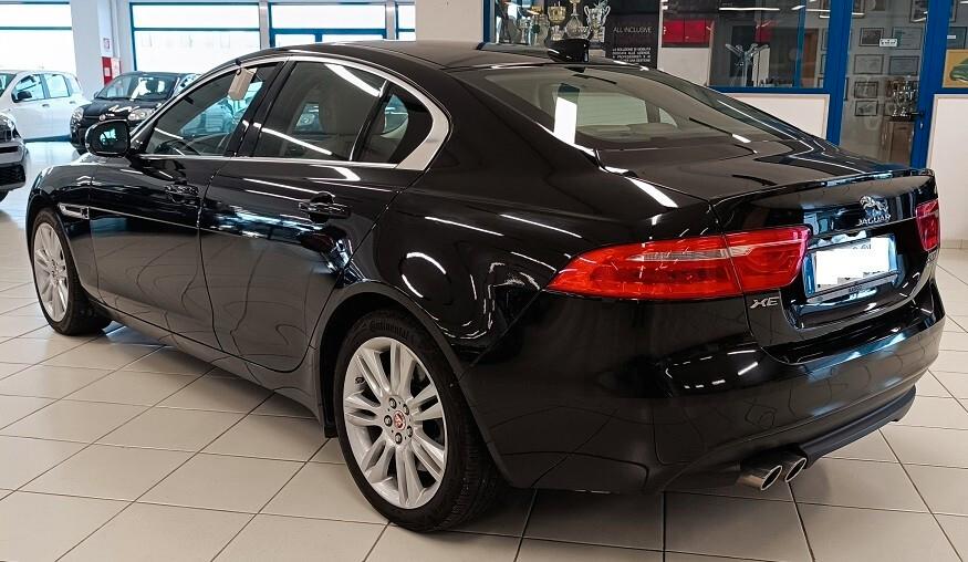 Jaguar XE 2.0 D Turbo 180 CV AWD aut. Prestige
