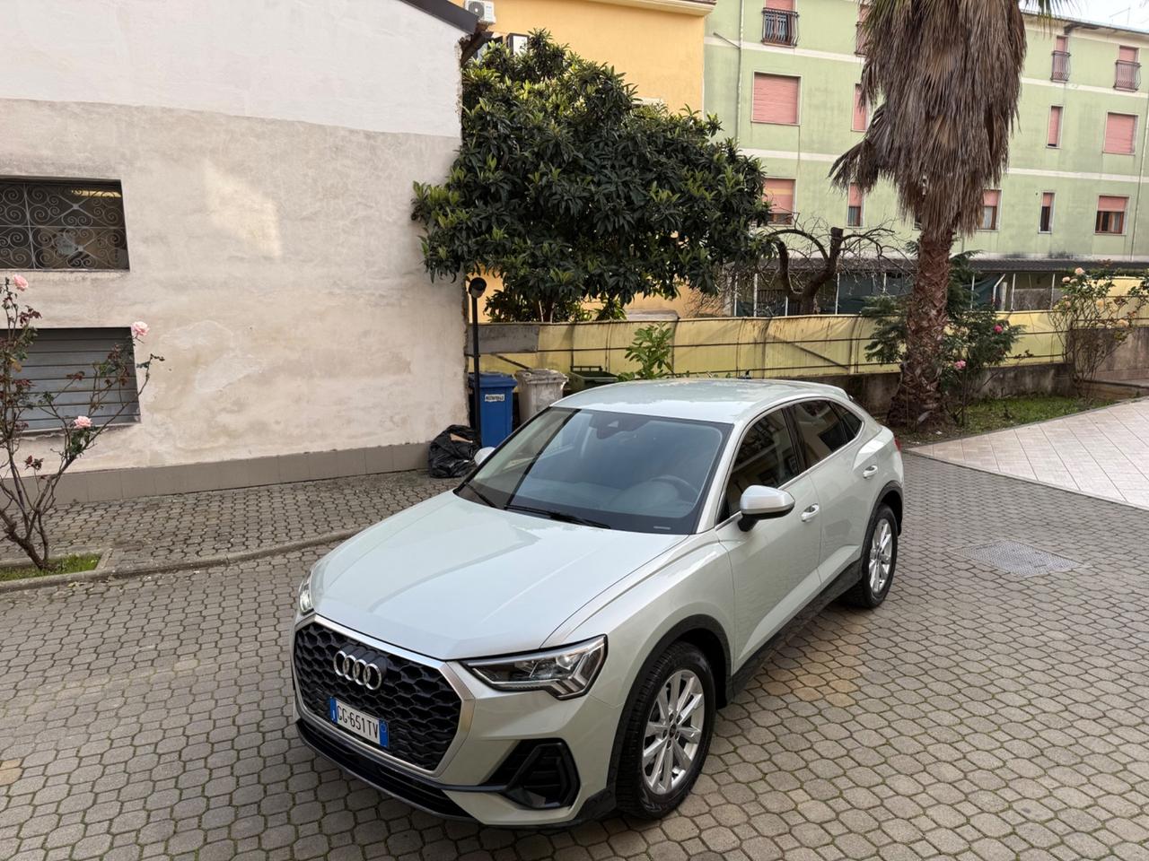 Audi Q3 SPB 35 TDI S tronic Business Plus