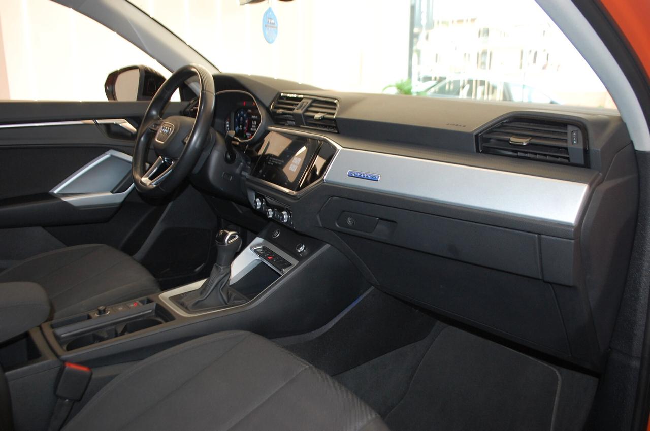 Audi Q3 Sportback 35 2.0 tdi 150CV S line edition quattro