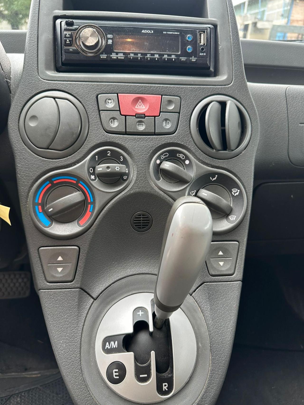 Fiat Panda 1.2 Dynamic cambio automatico