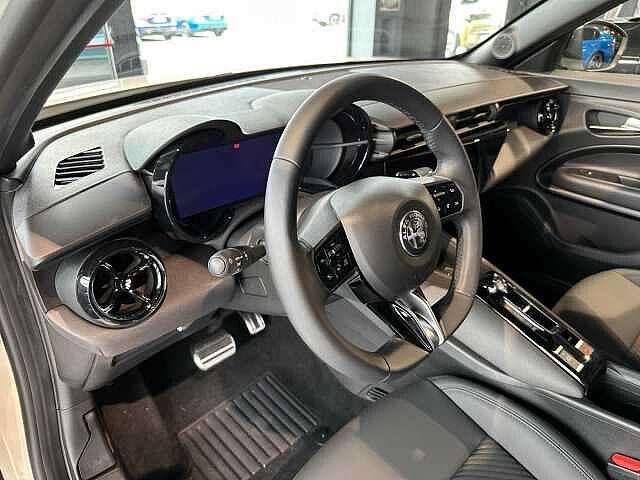 Alfa Romeo Junior 1.2 136 CV Hybrid eDCT6 KM ZERO
