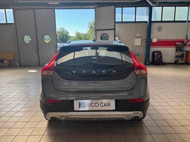 VOLVO V40 Cross Country D2 Style Plus