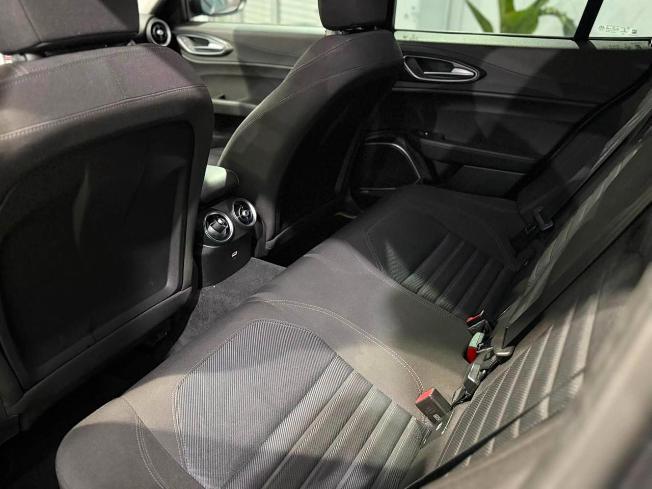 Alfa Romeo Giulia 2.2 At8 160cv 2020 Veloce My20