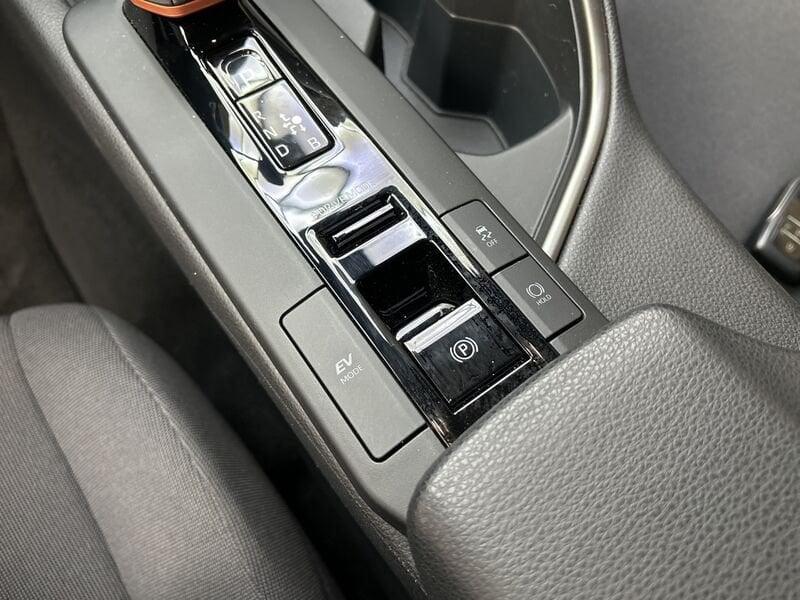 Toyota C-HR 1.8 hv Trend fwd e-cvt