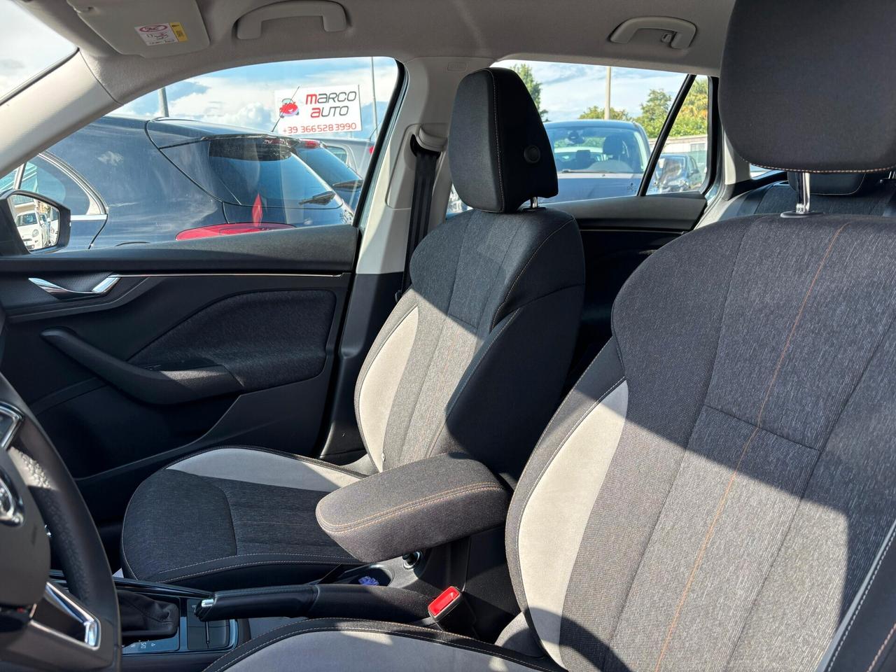 Skoda Kamiq 1.6 Diesel Cambio Automatico Neopatentati