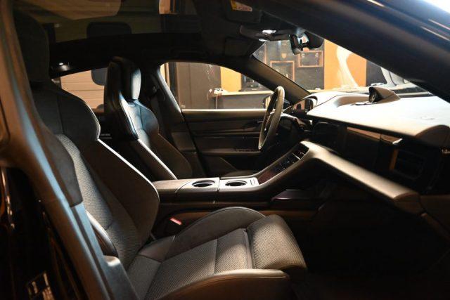 PORSCHE Taycan TURBO S 7461CV FULL DELL'IMPOSSIBILE LISTINO 245K!