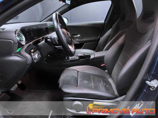 MERCEDES-BENZ A 180 d 4p. Premium