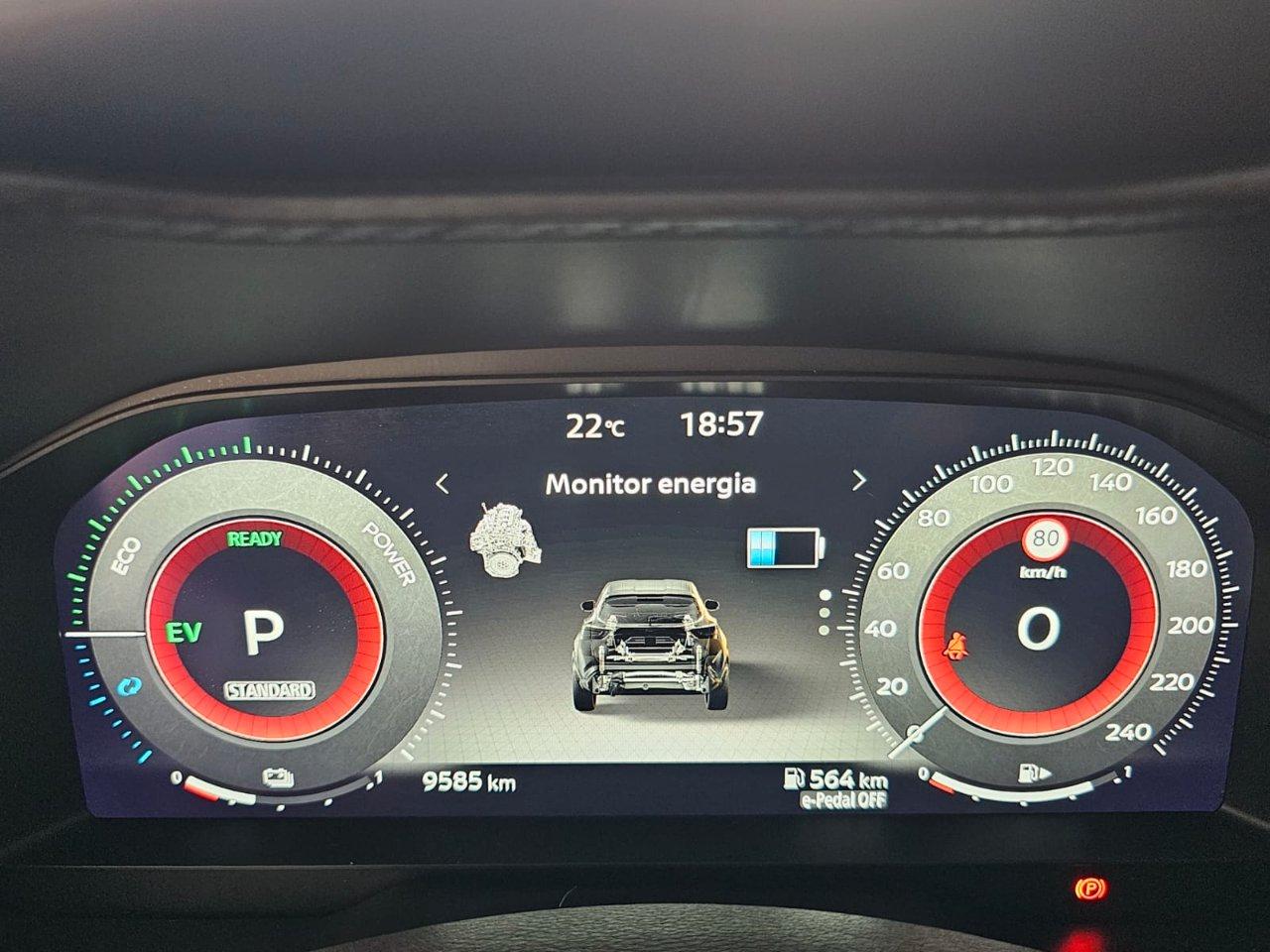 Nissan Juke 1.6 hev N-Connecta Hybrid