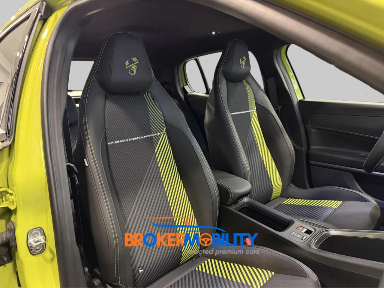 Abarth 600e 54kWh Turismo 240cv