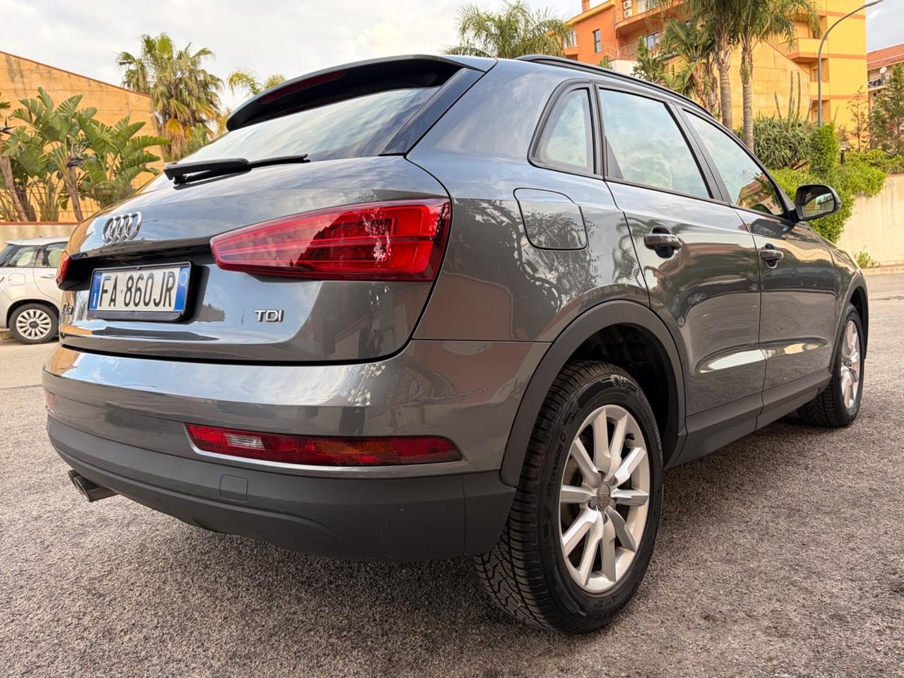 Audi Q3 2.0 TDI 150 CV Sport ok certificati !!!