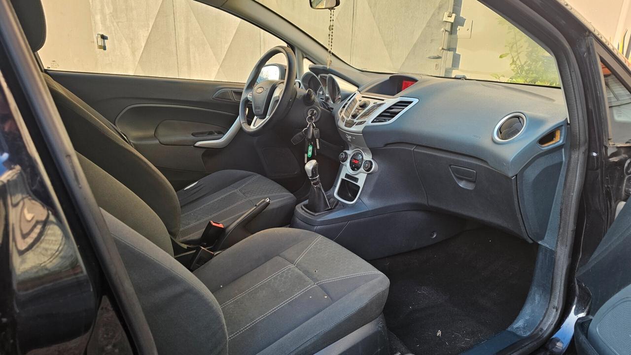 Ford Fiesta 1.2 82CV 3 porte Titanium