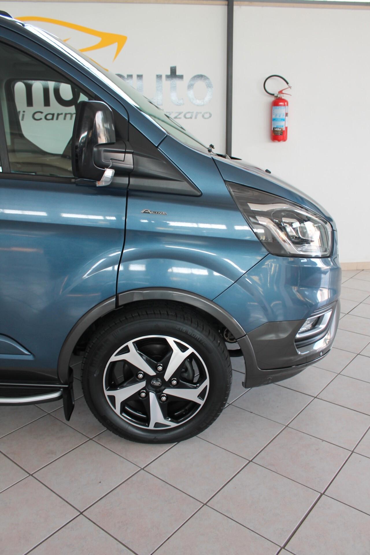 Ford Tourneo Custom 320 2.0 EcoBlue 185CV aut. PC Active