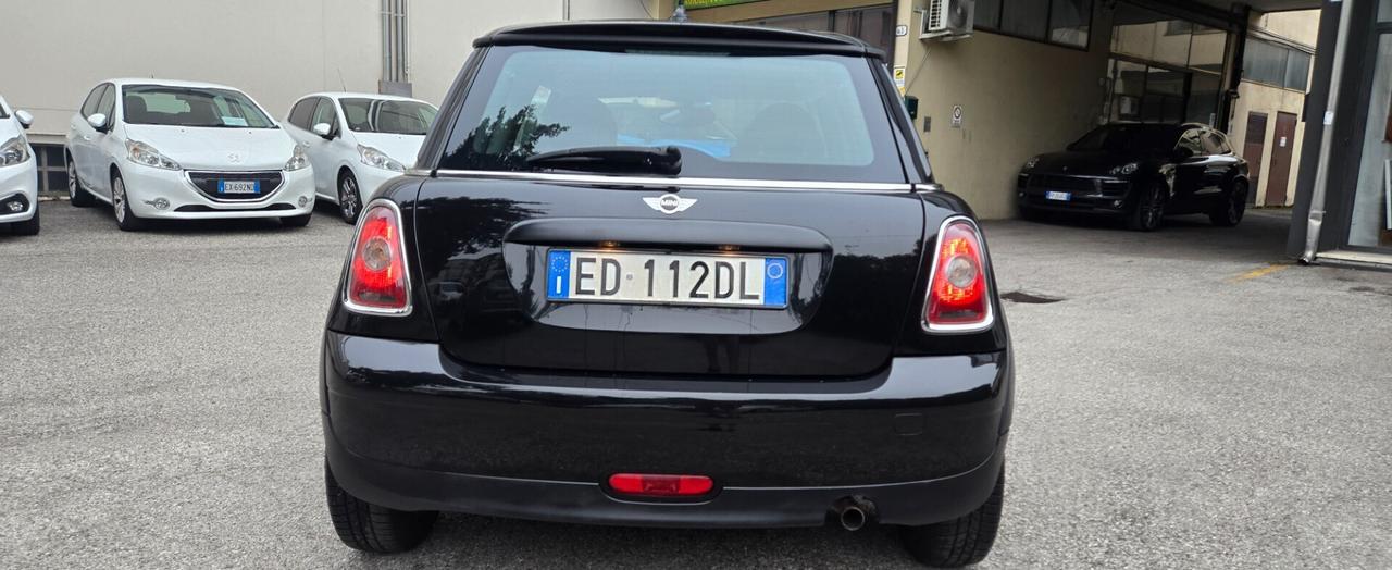 Mini 1.6 16V One (55kW)
