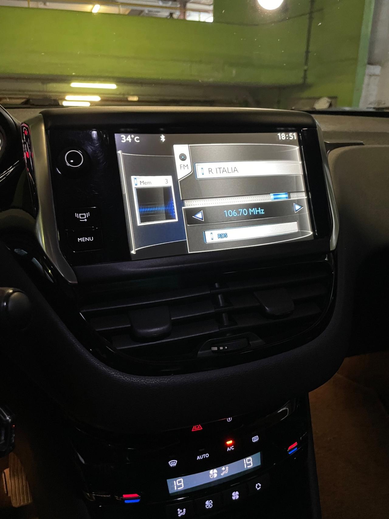 Peugeot 208 1.2 Neopatentati Euro 5