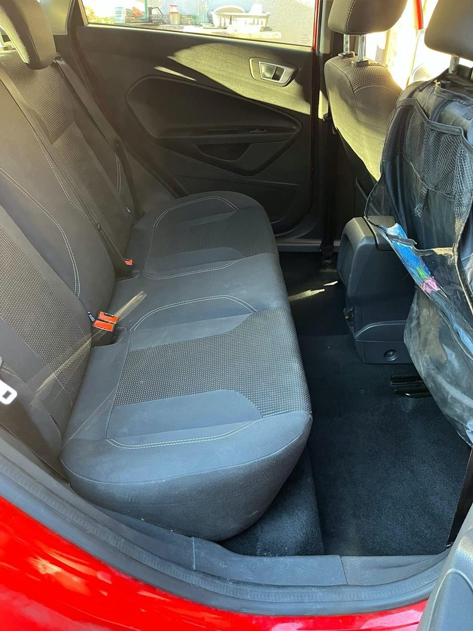 Ford Fiesta Plus 1.5 TDCi 75CV 5 porte