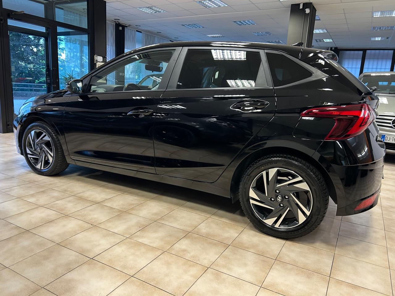 Hyundai i20 - 2022 1.2 MPI 84cv NEOPATENTATI