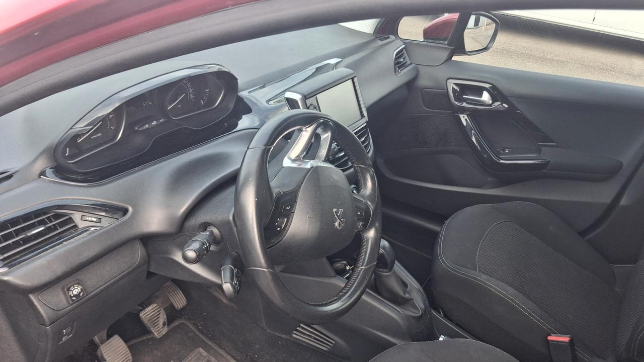 Peugeot 208 1200 GPL BOMBOLA 2031