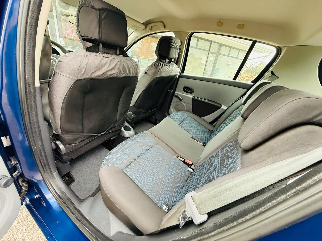 Renault Clio 1.2 16V 5 porte