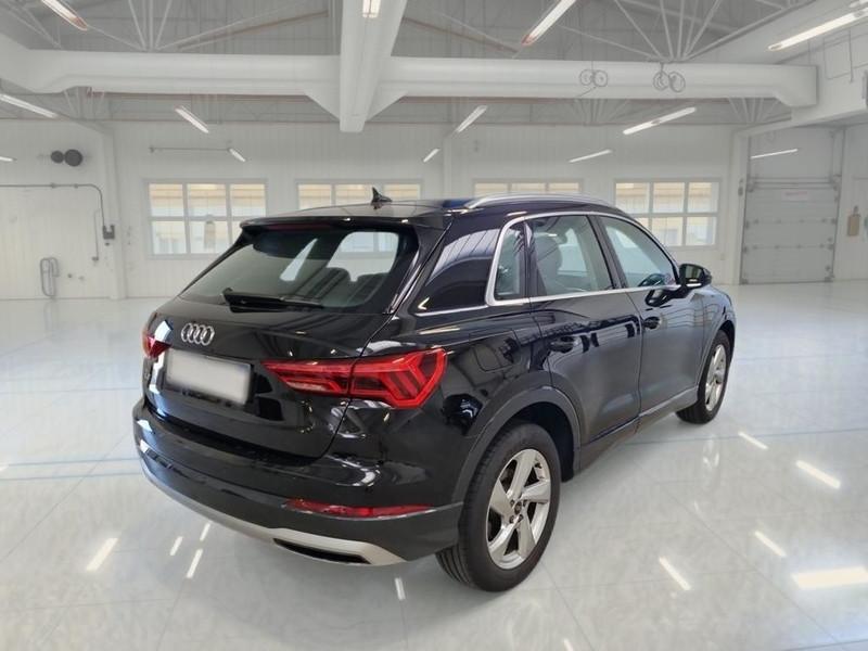 AUDI Q3 35 TDI S TRONIC BUSINESS ADVANCED SUV