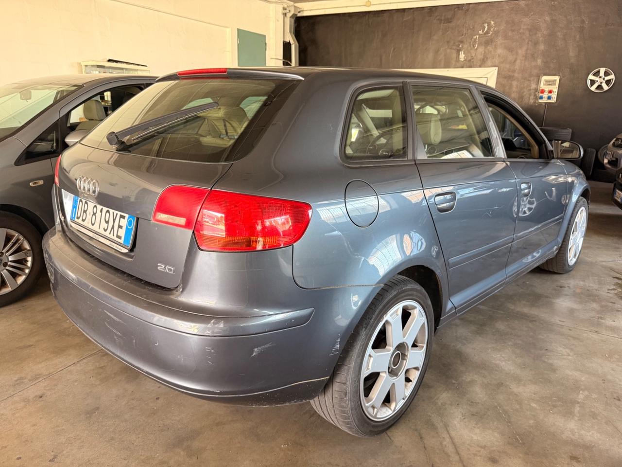 Audi A3 2.0 16V FSI Ambiente