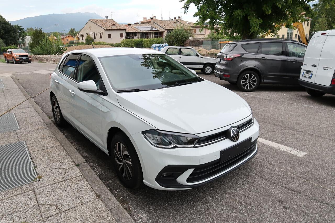 Volkswagen Polo 1.0 TSI Life Km 0