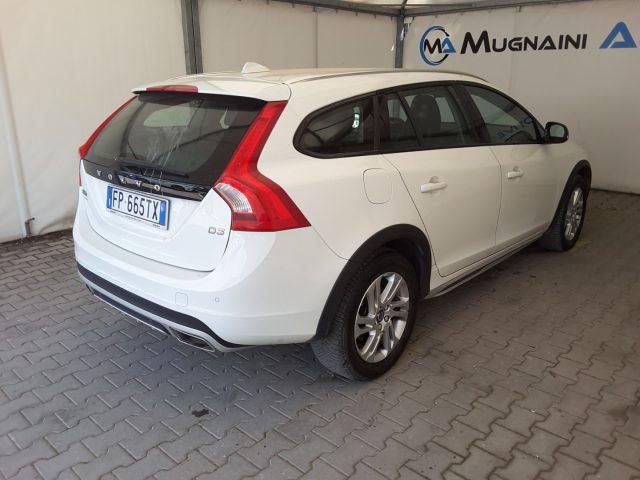 VOLVO V60 Cross Country D3 150cv Geartronic Business