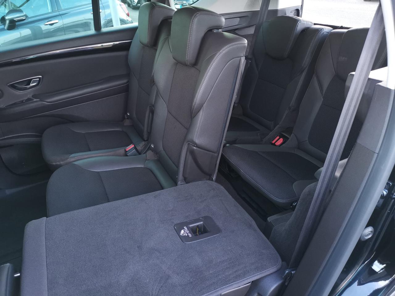 Renault Espace dCi 160CV EDC Energy Initiale Paris 4Control
