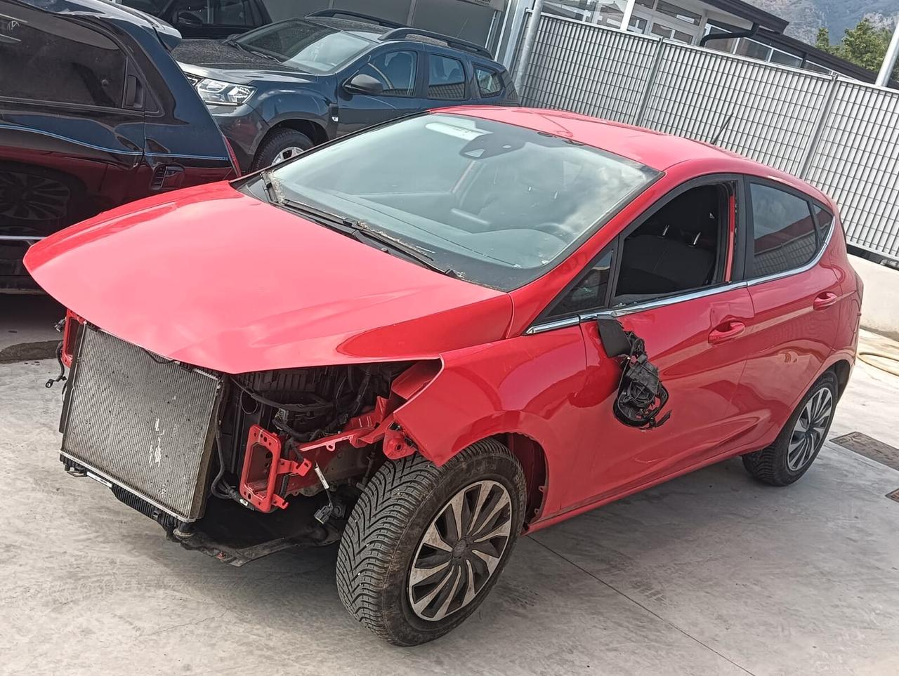 Ford Fiesta 1.1 75 CV 5 porte Titanium POCO SINISTRATA