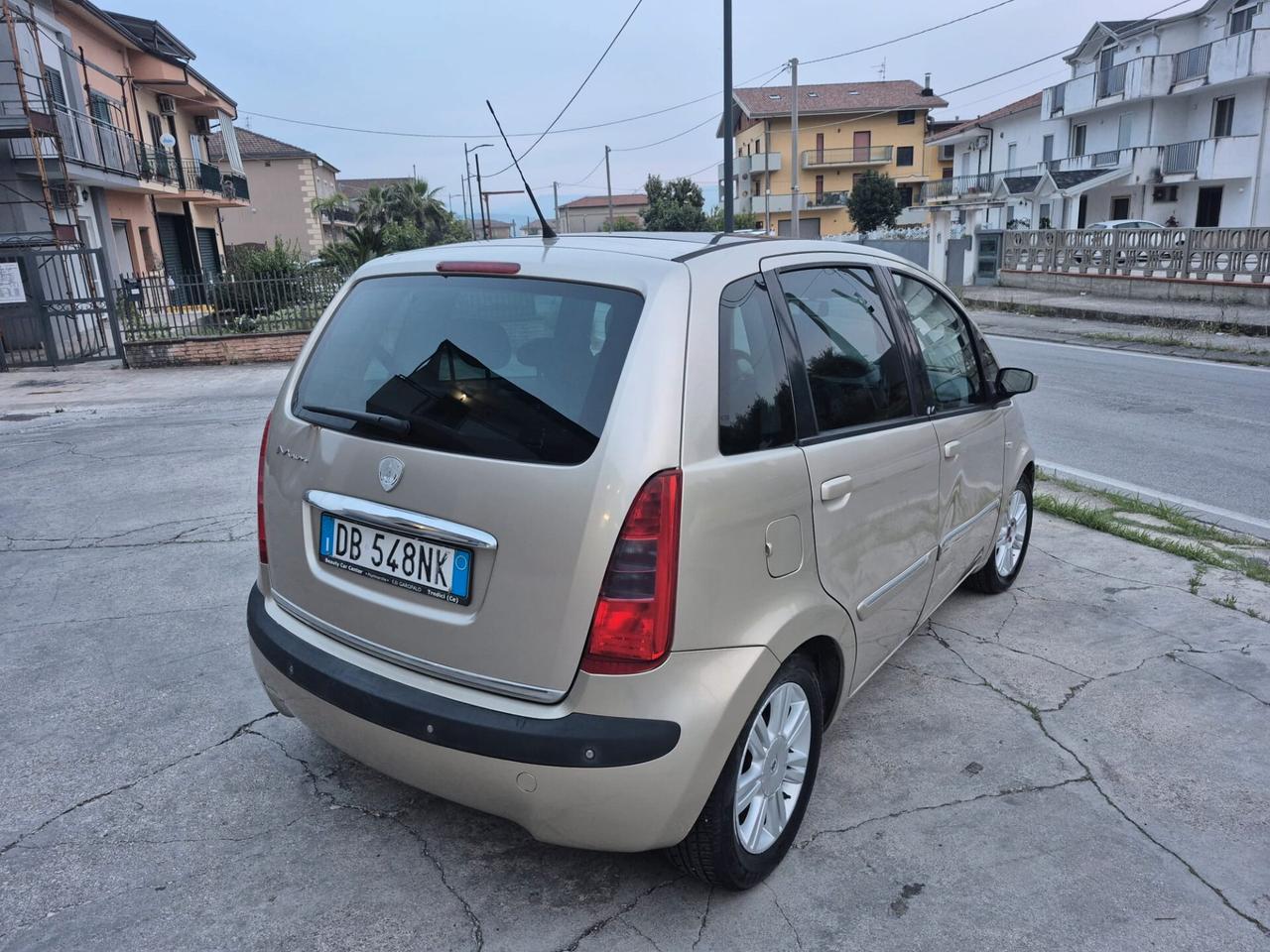 Lancia MUSA 1.4 16V Platino Plus