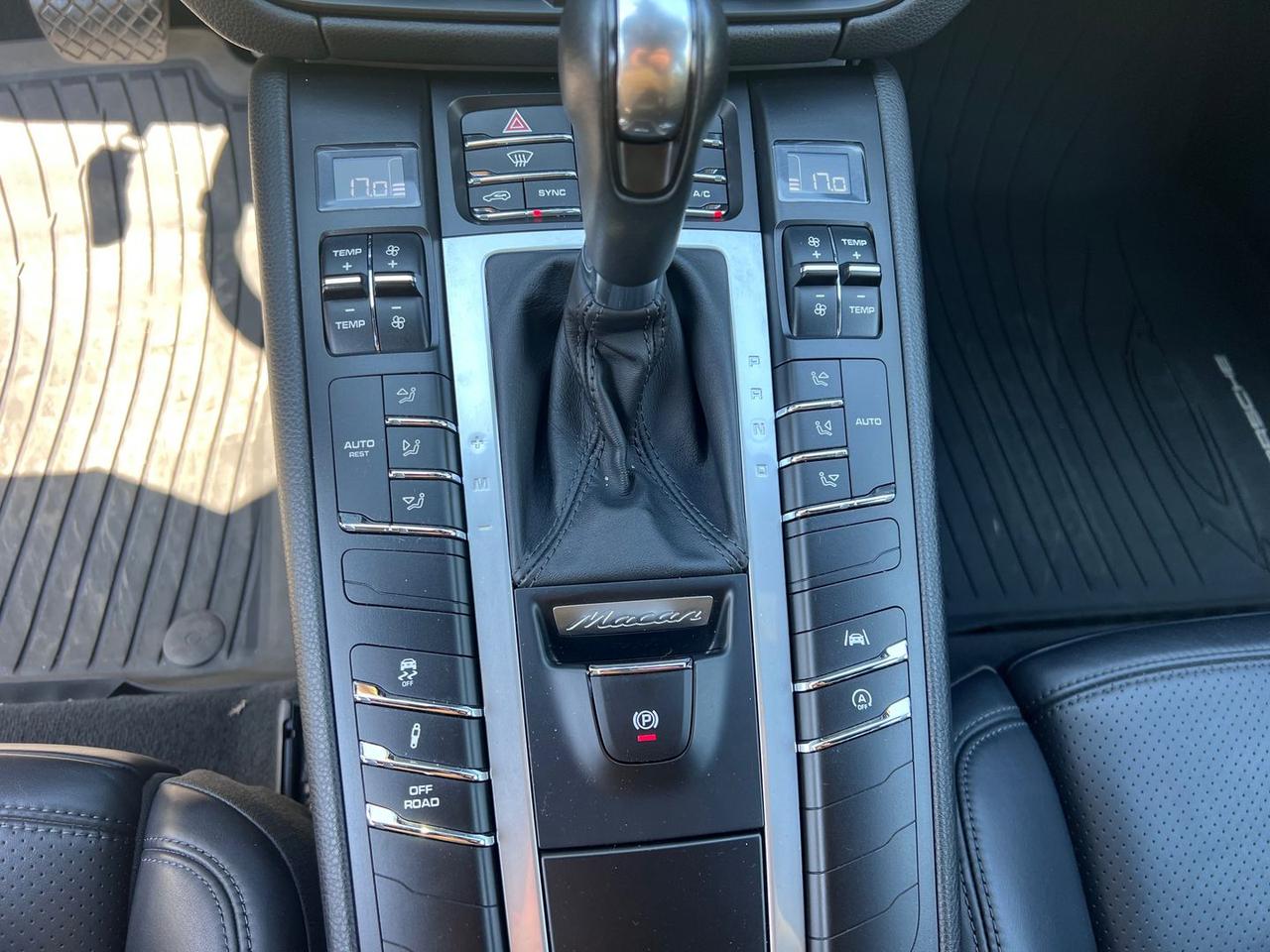 Porsche Macan 2.0 #10291