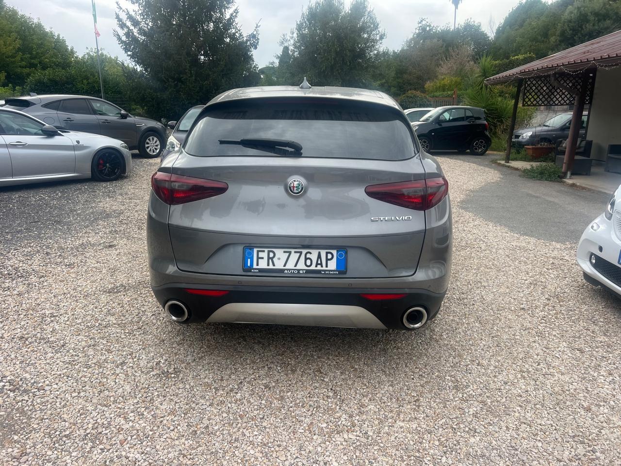 Alfa Romeo Stelvio 2.2 Turbodiesel 180 CV AT8 RWD Super