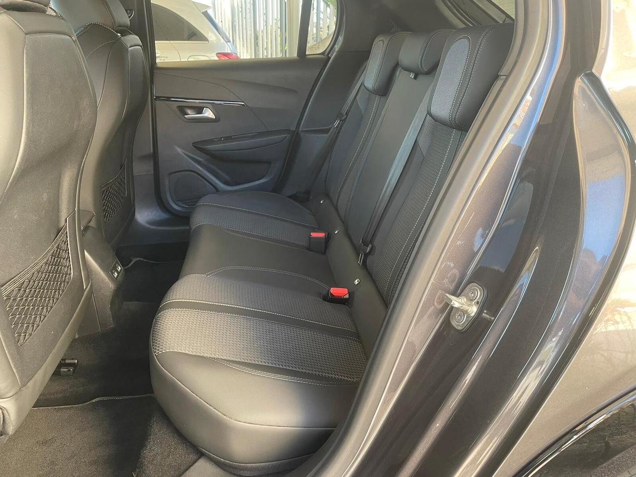 Peugeot 208 BlueHDi 100 Stop&Start 5 porte GT Pack