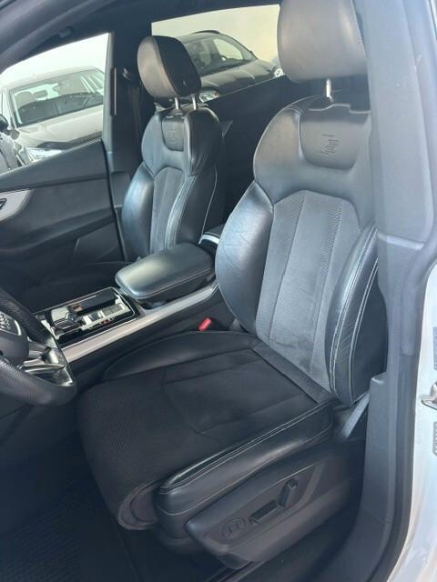 Audi Q8 50 TDI 286 CV quattro SLINE , PERMUTABILE