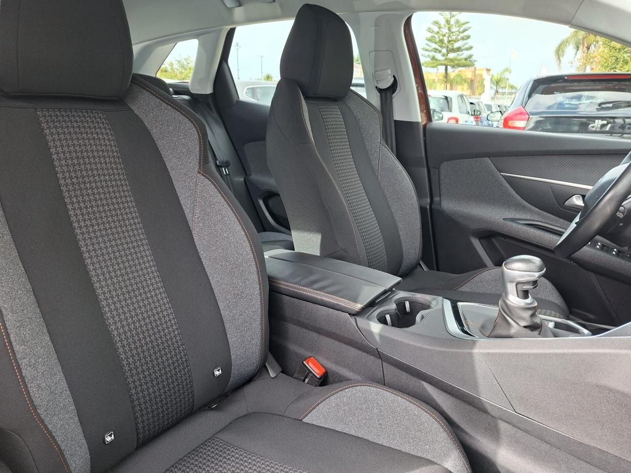 Peugeot 3008 BlueHDi 120 S&S Active