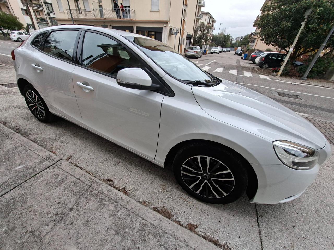 Volvo V40 2.0 d2 Business Plus my19