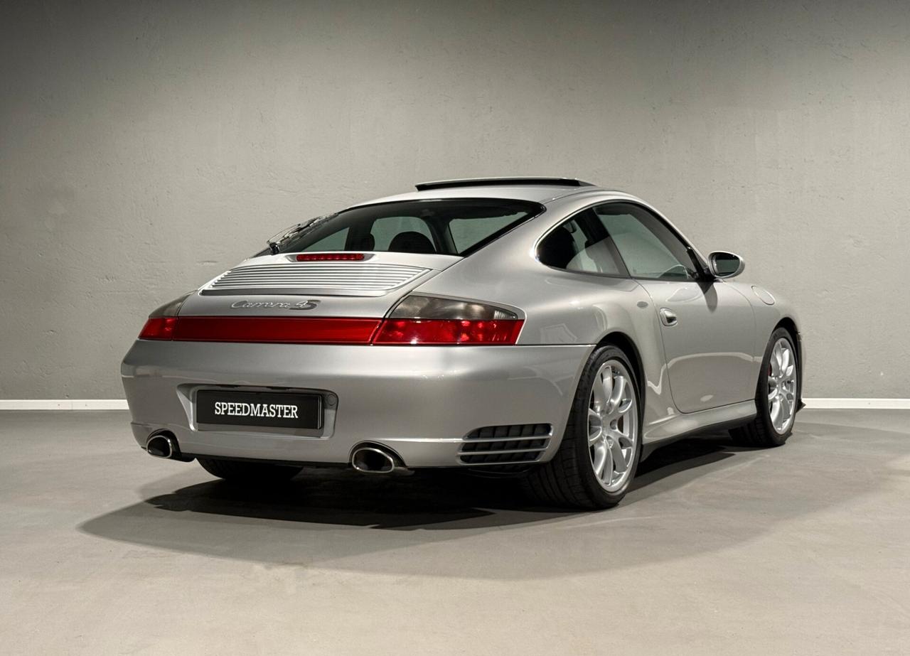 Porsche 911 Carrera 4S cat Coupé