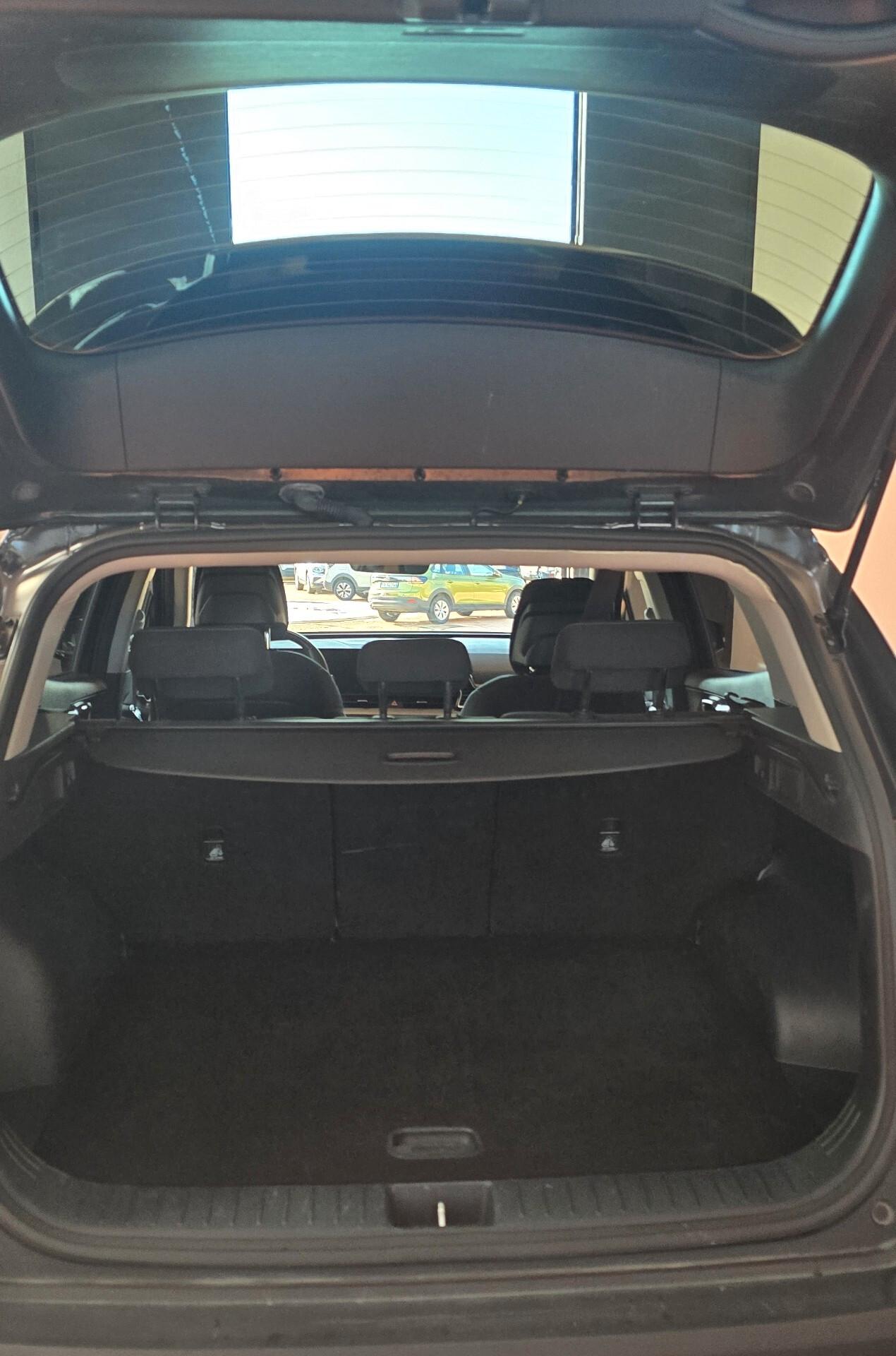 Kia Sportage 1.6 T-GDi HEV 239 CV (176 kW) AT6 AWD – Il SUV Premium Tecnologico Integrale