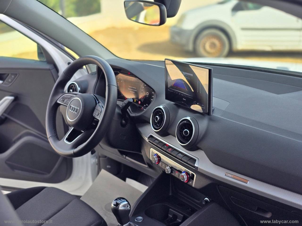 AUDI Q2 30 TDI Business Advanced