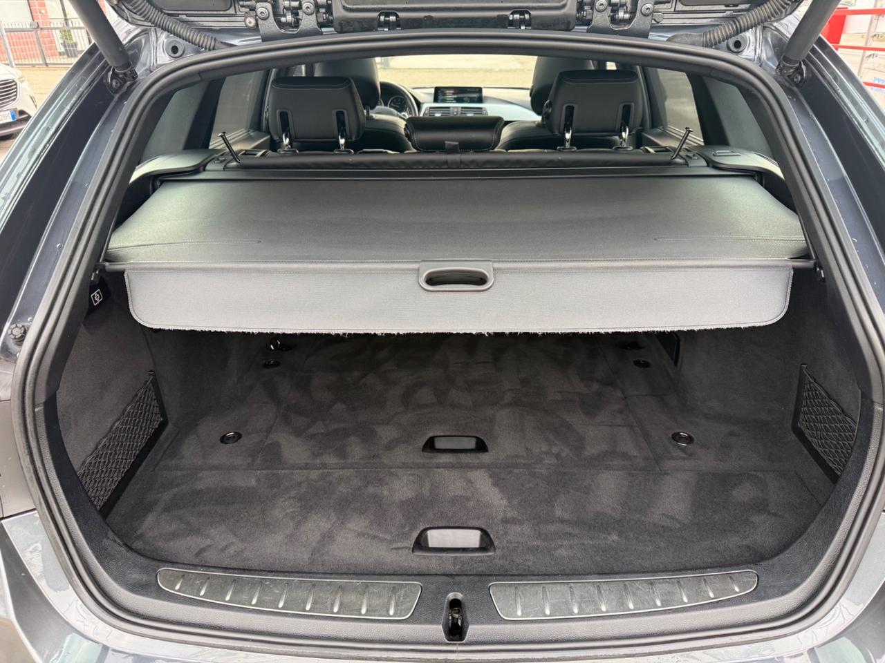 Bmw 320d xDrive Touring Luxury TETTO APRIBILE