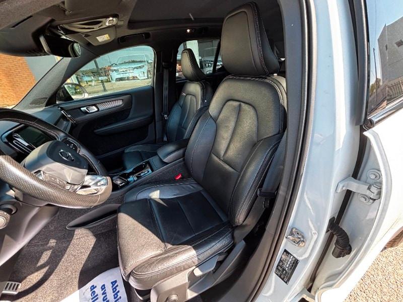 VOLVO XC40 (2017-->) XC40 D3 Geartronic R-design