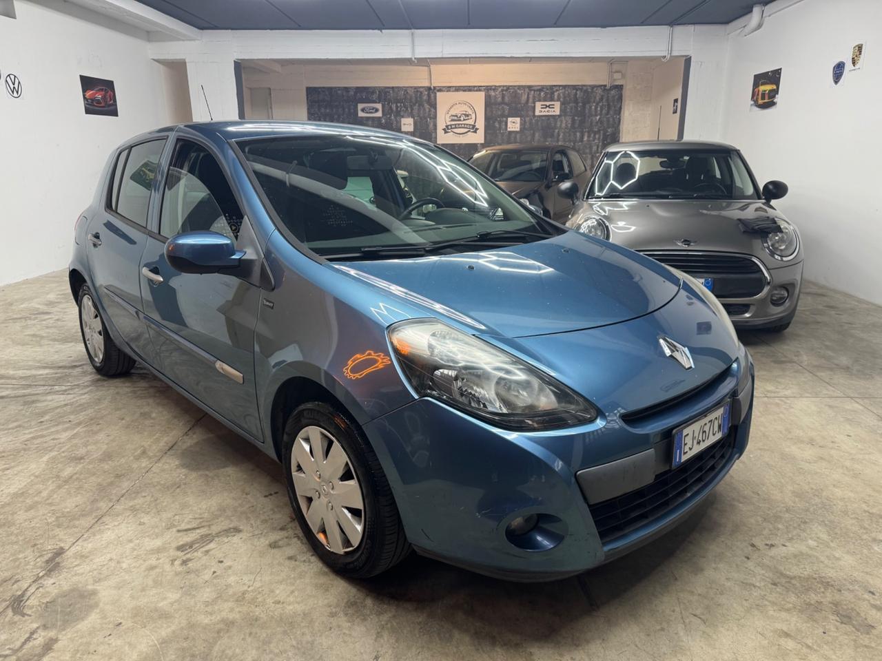 Renault Clio 1.2 GPL - POCHI KM - 2011