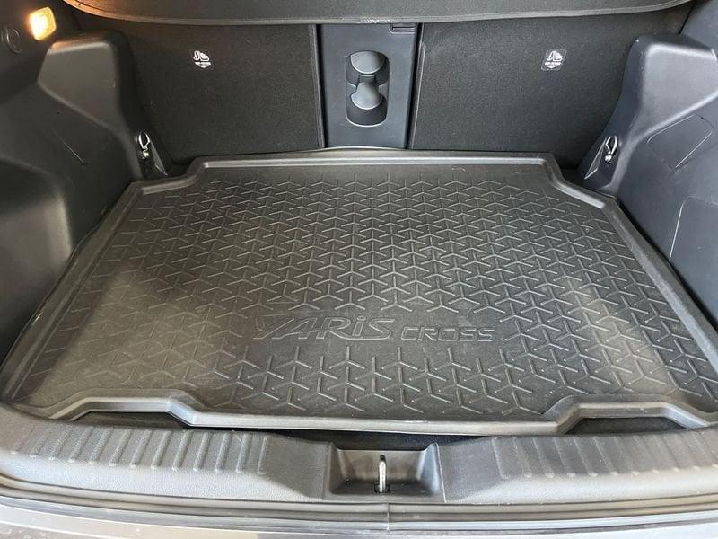 Toyota Yaris Cross Yaris Cross 1.5h Lounge fwd 116cv e-cvt