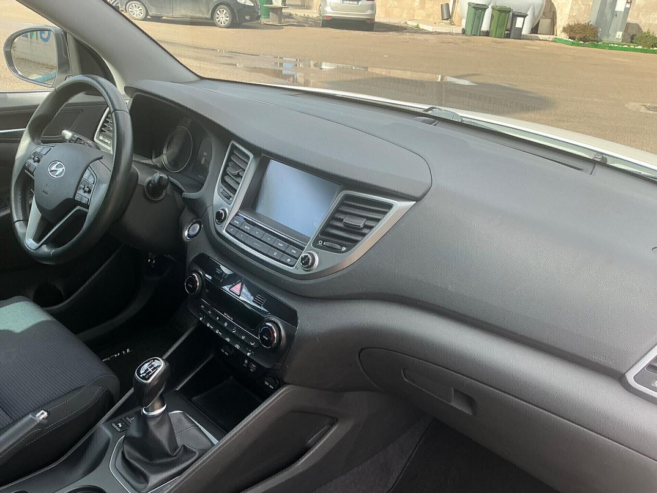 HYUNDAI TUCSON 1.7 CRDI XPOSSIBLE-3/2017