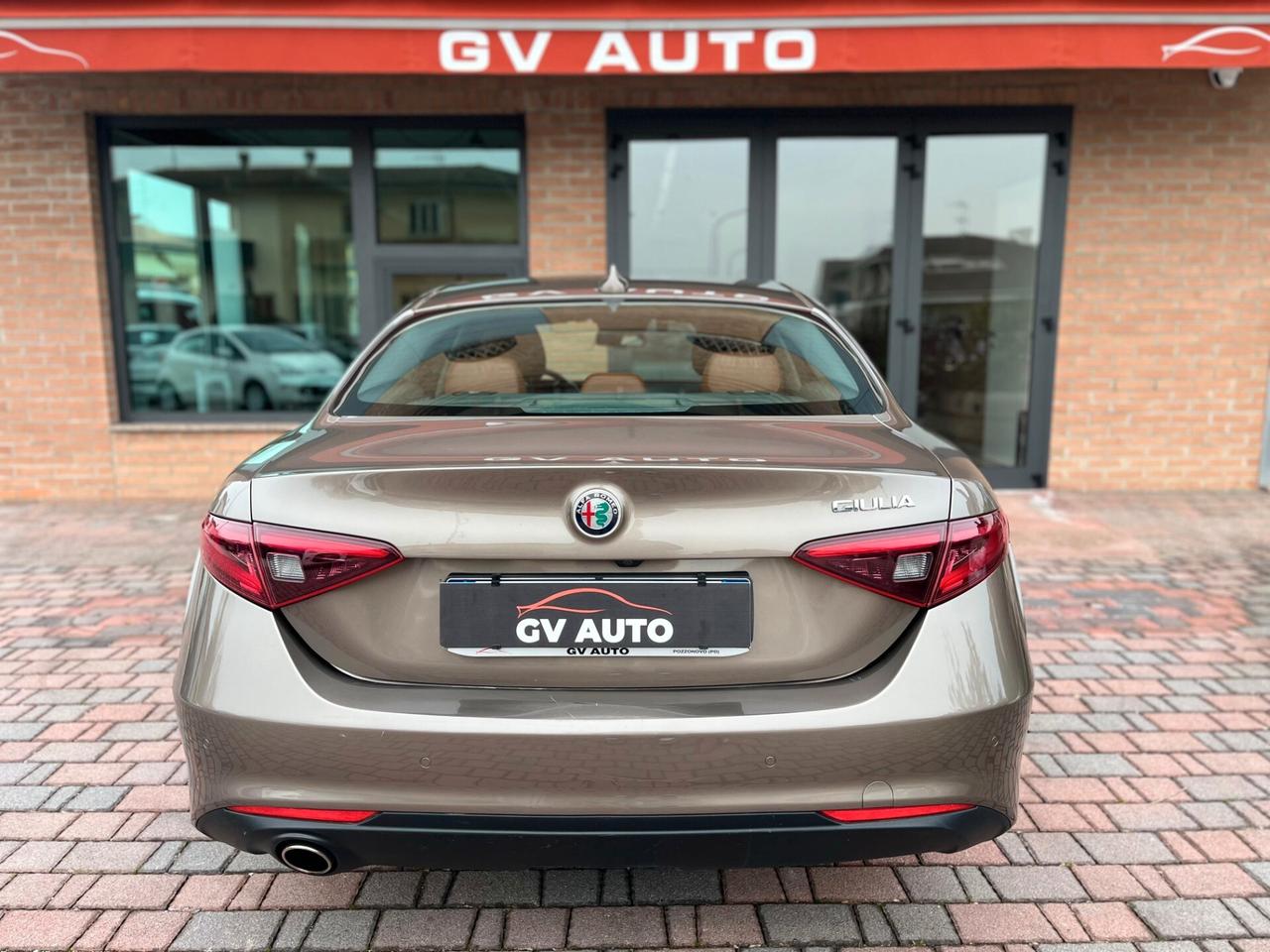 Alfa Romeo Giulia 2.2