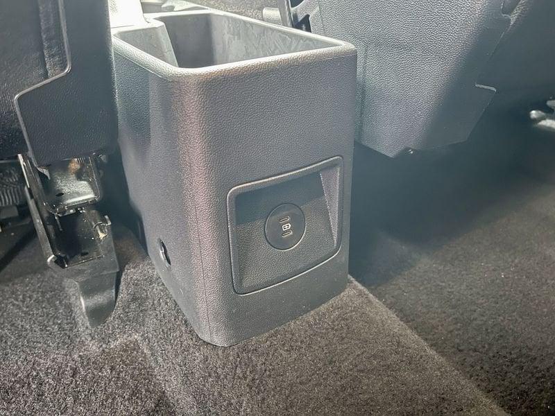 Ford Tourneo Courier II 1.0 ecoboost 125cv Titanium - AZIENDALE