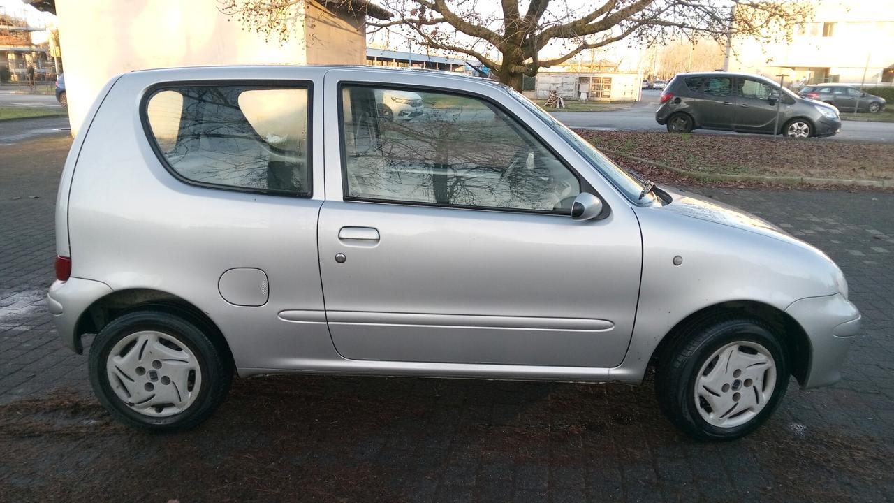 Fiat 600 1.1 50th Anniversary