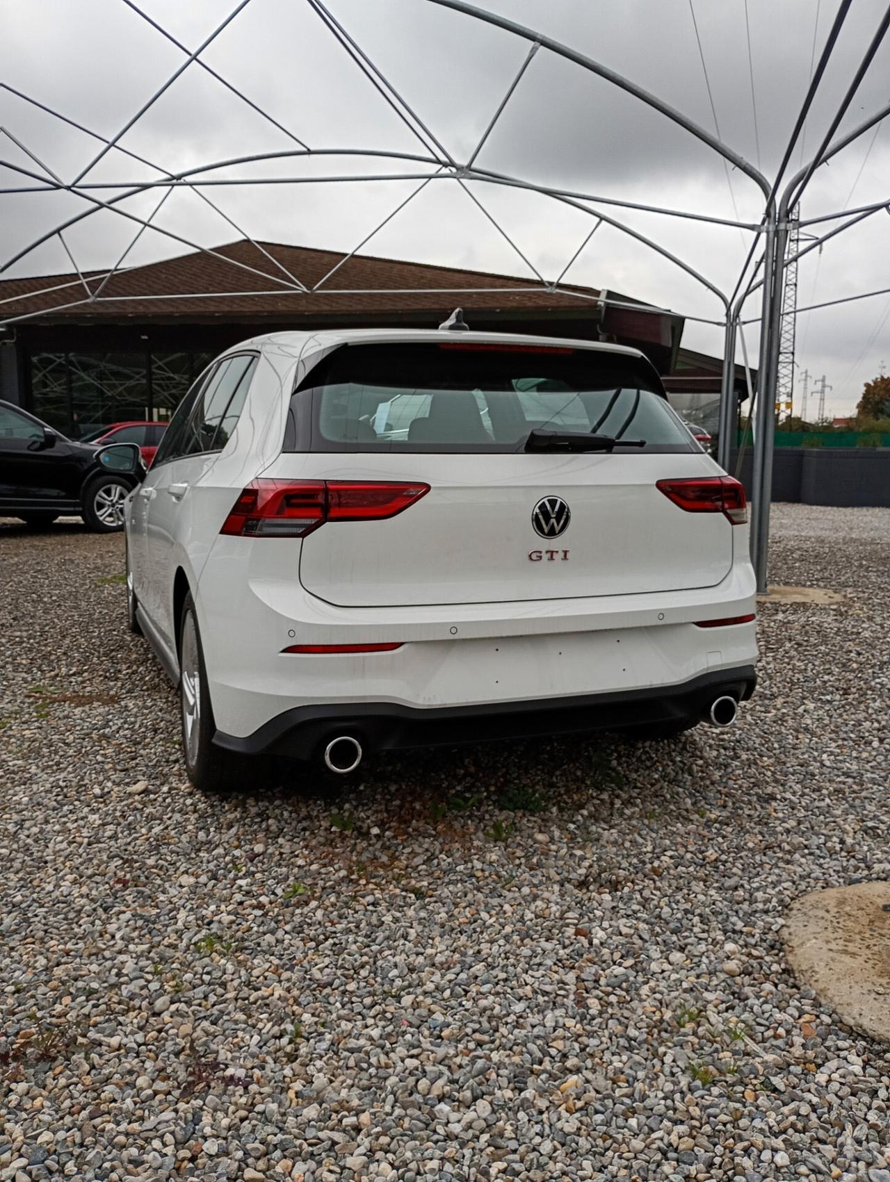 Volkswagen Golf GTI 2.0 TSI DSG