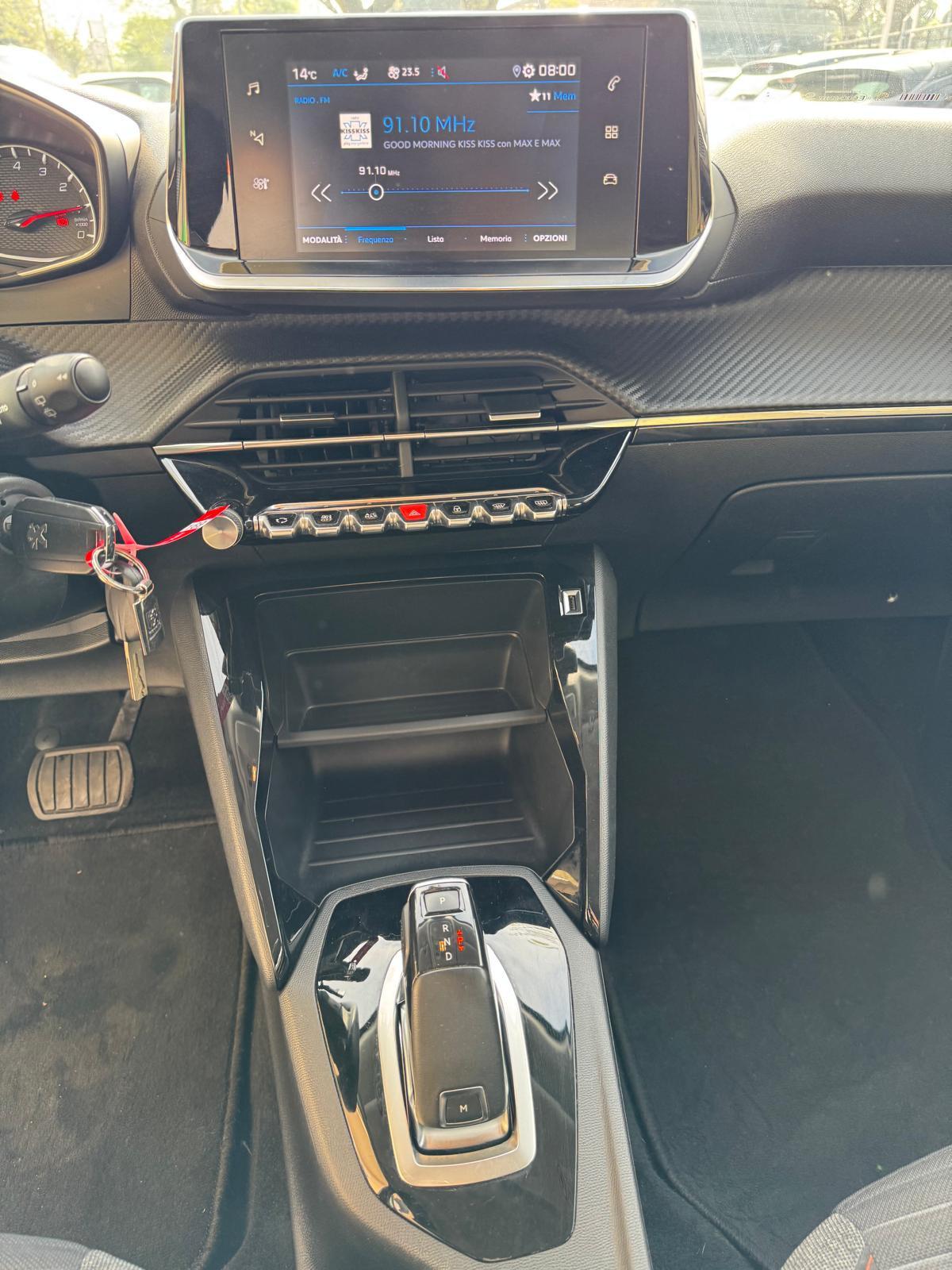 Peugeot 2008 PureTech 130 S&S EAT8 Active Pack