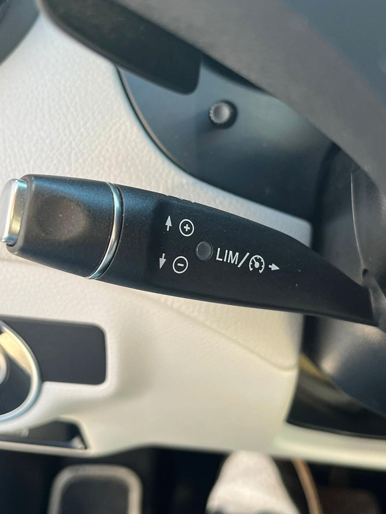 Mercedes-benz GLA 220 d Automatic Sport