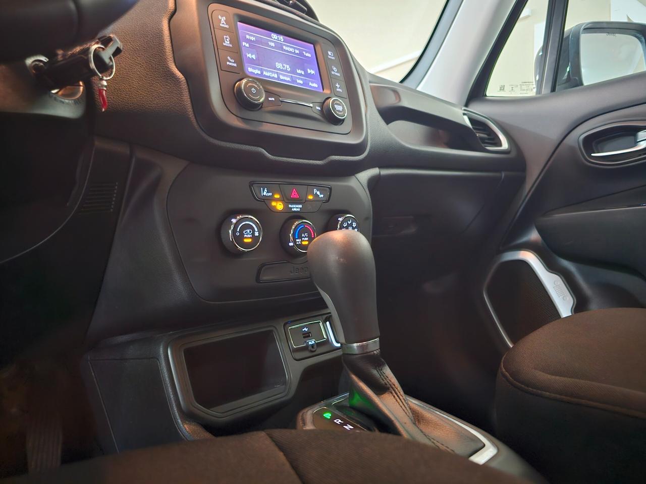 Jeep Renegade 1.6 Mjt DDCT 120 CV Longitude